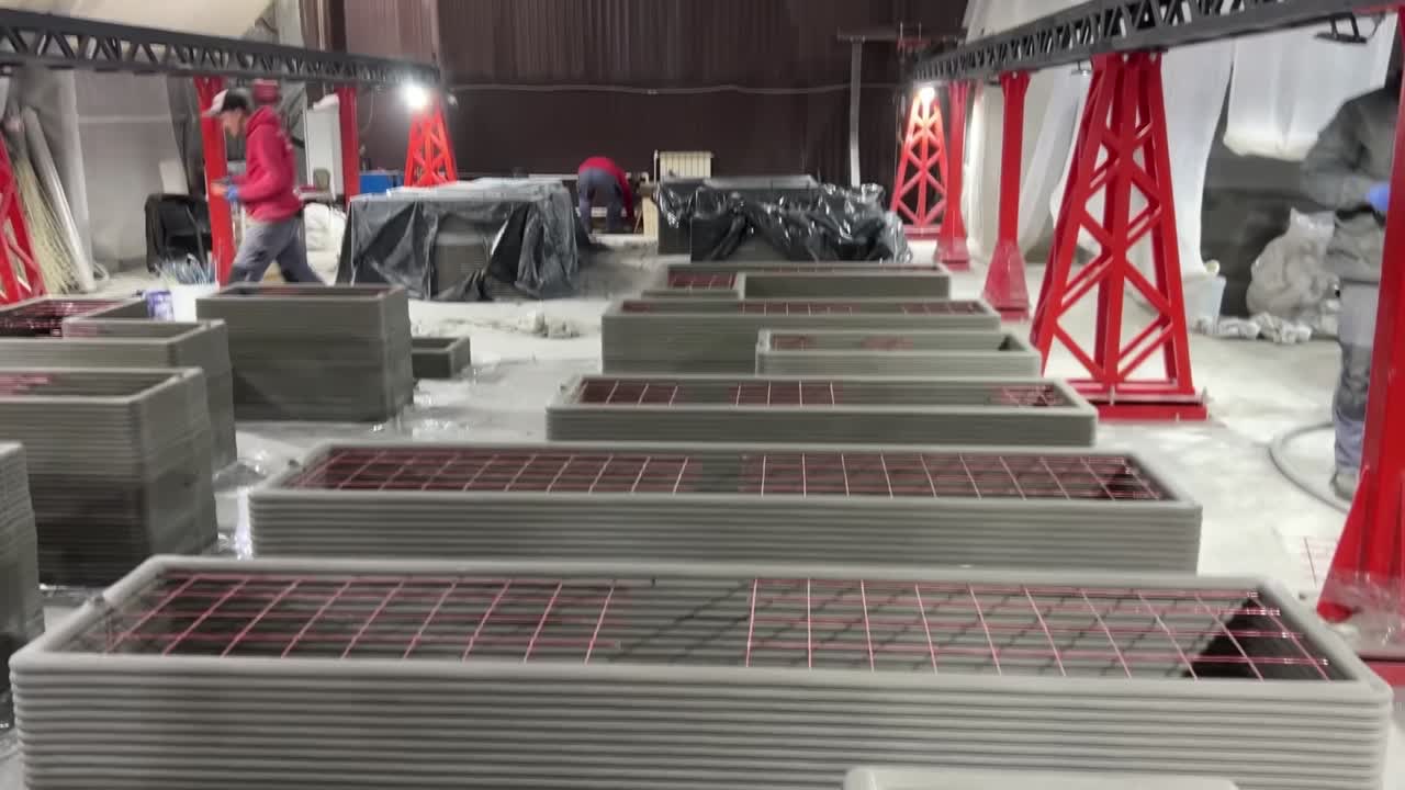 Печатные стены 3D-дома — слой за слоем